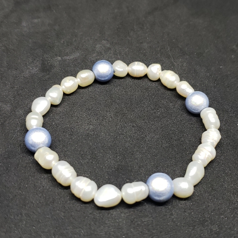 Genuine pearl and miracle bead bracelet